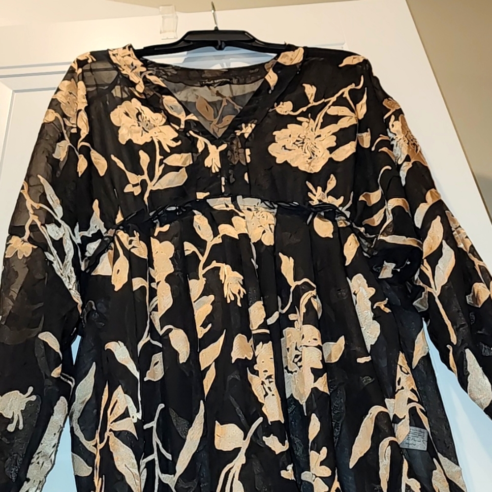 Cool for Summer!! Lane Bryant Empire waist top...dressy and functional!